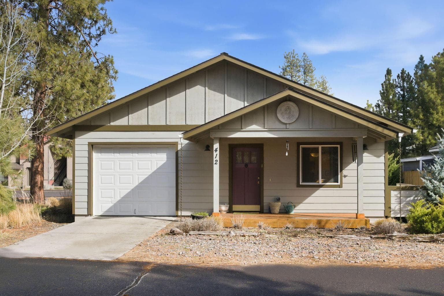 Photo of 412 Desert Rose 2 of 17