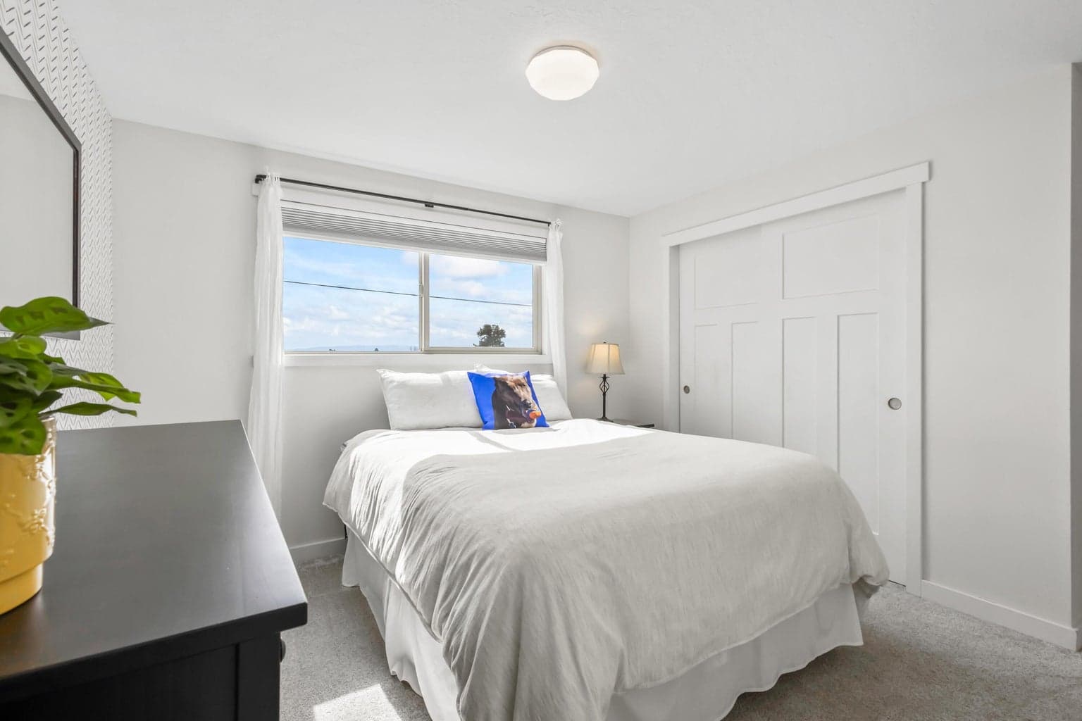 Photo of 17435 SW Hahlen Avenue 23 of 60