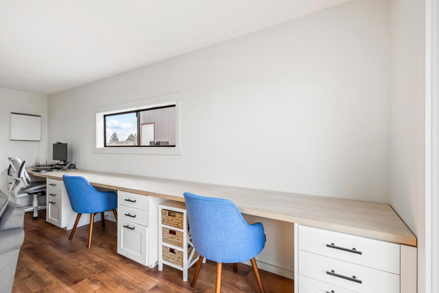 Photo of 17435 SW Hahlen Avenue 29 of 60