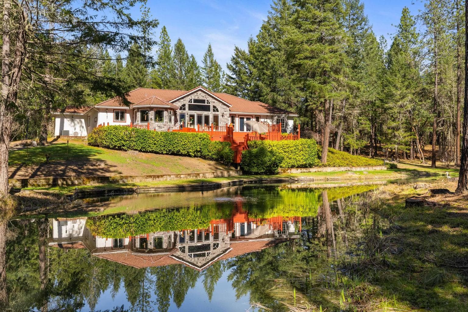 Photo of 313 Eagle Ridge 1 of 65