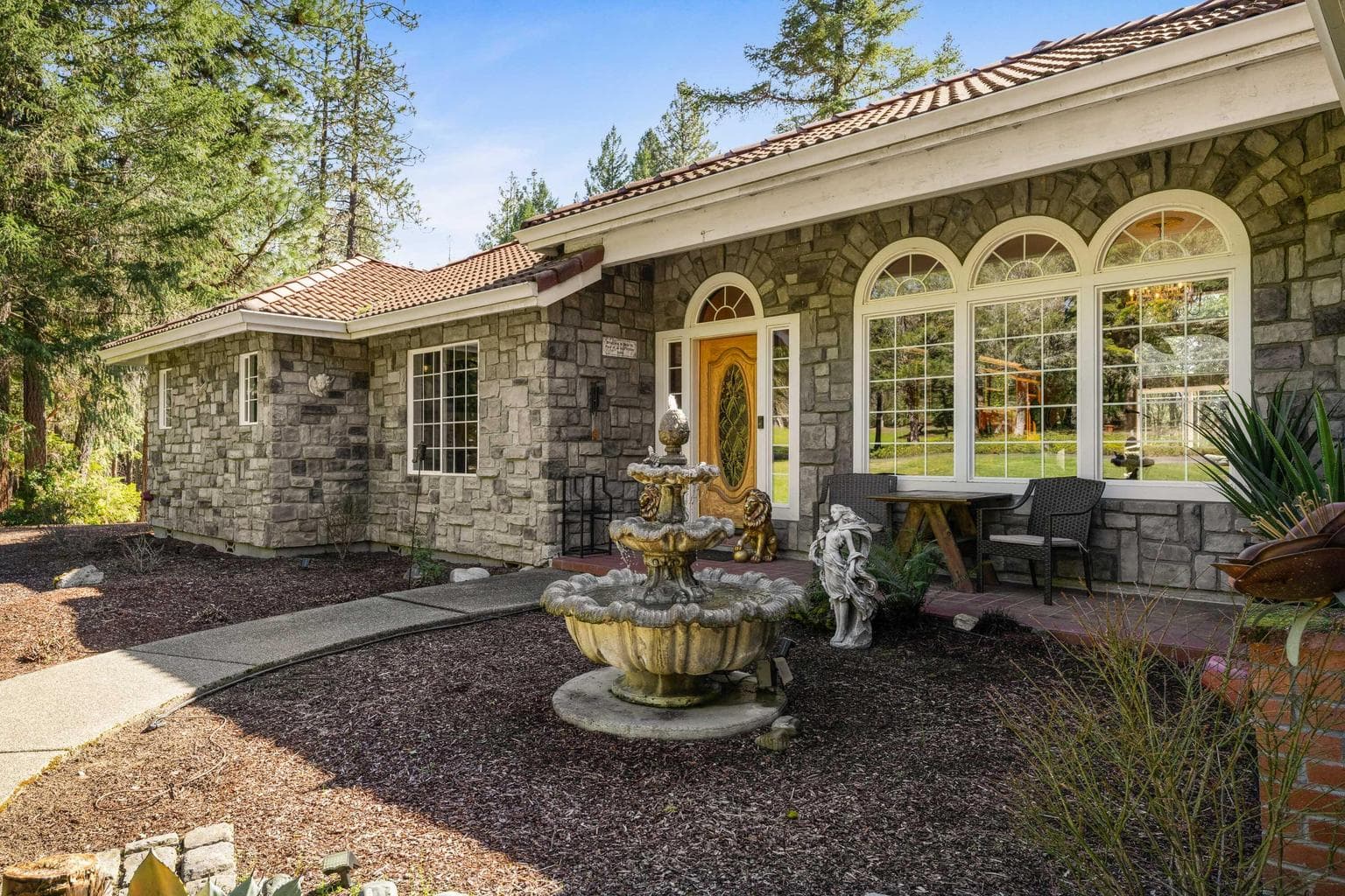 Photo of 313 Eagle Ridge 3 of 65