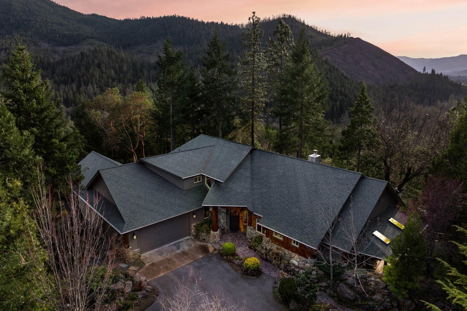 Photo of 211 Shorthorn Gulch 1 of 87