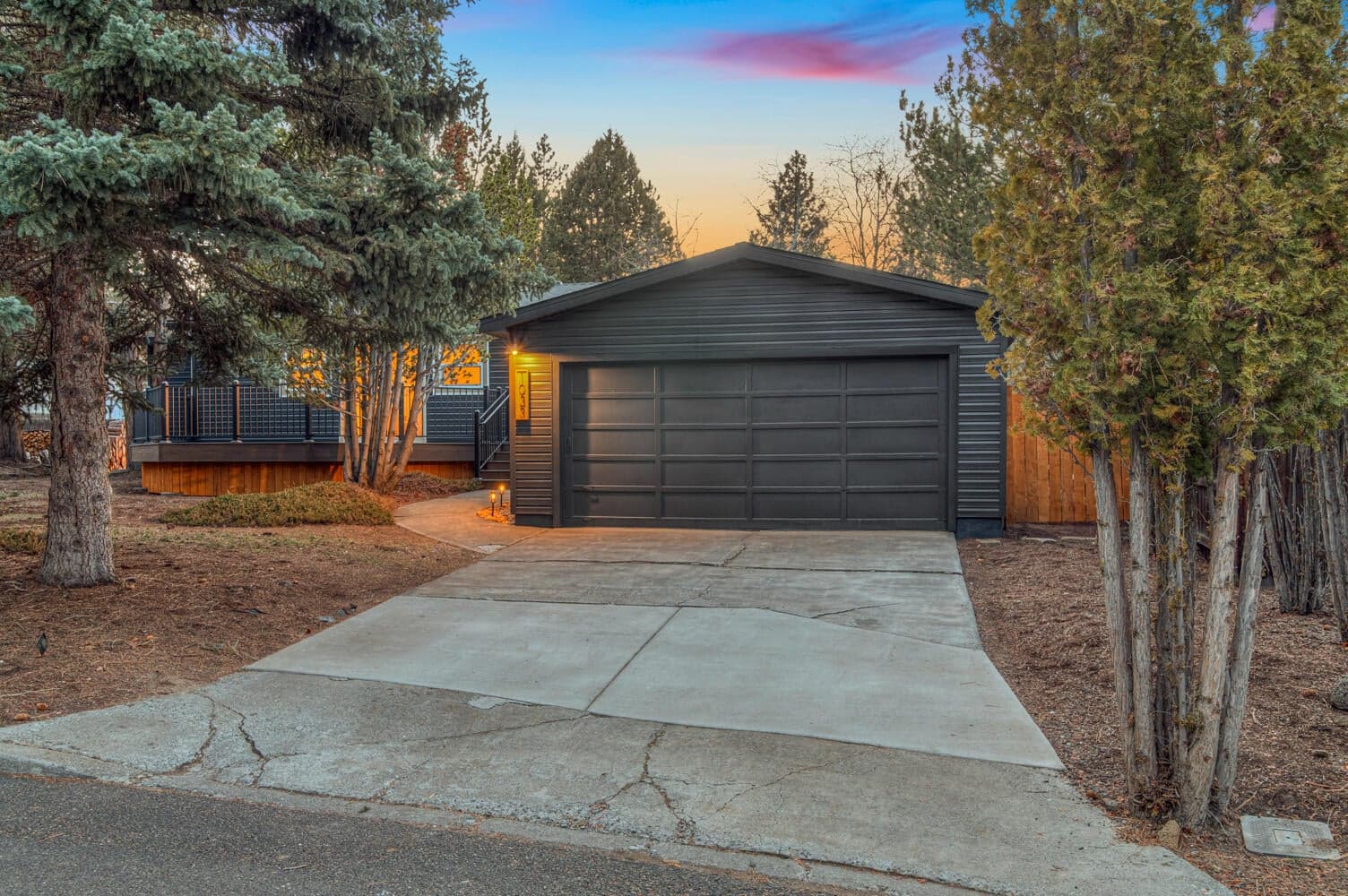 Photo of 1033 Laurelwood Place 4 of 50