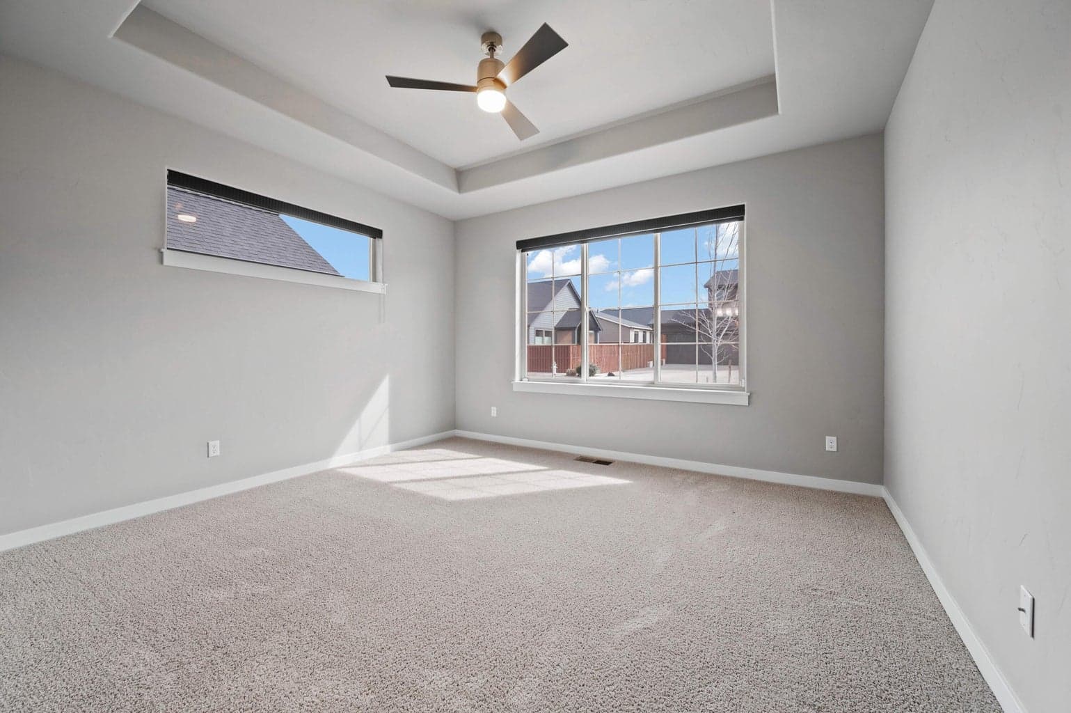 Photo of 887 NE Hudspeth Circle 17 of 27