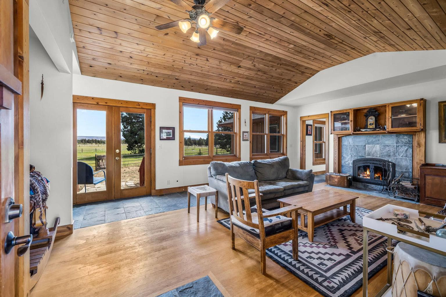 Photo of 25271 Alfalfa Market Road 7 of 78