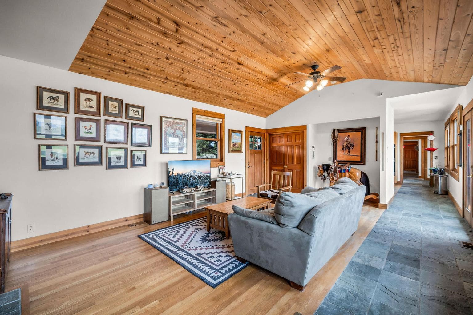 Photo of 25271 Alfalfa Market Road 9 of 78