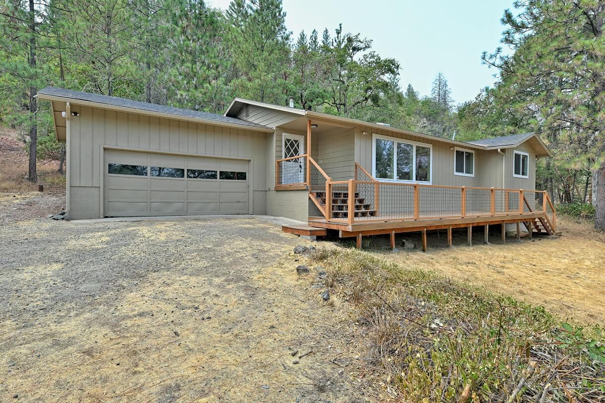 Photo of 1100 Cantrall 1 of 32