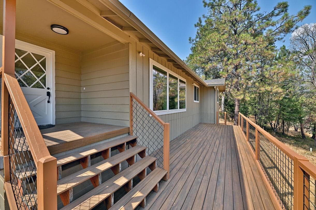 Photo of 1100 Cantrall 2 of 32