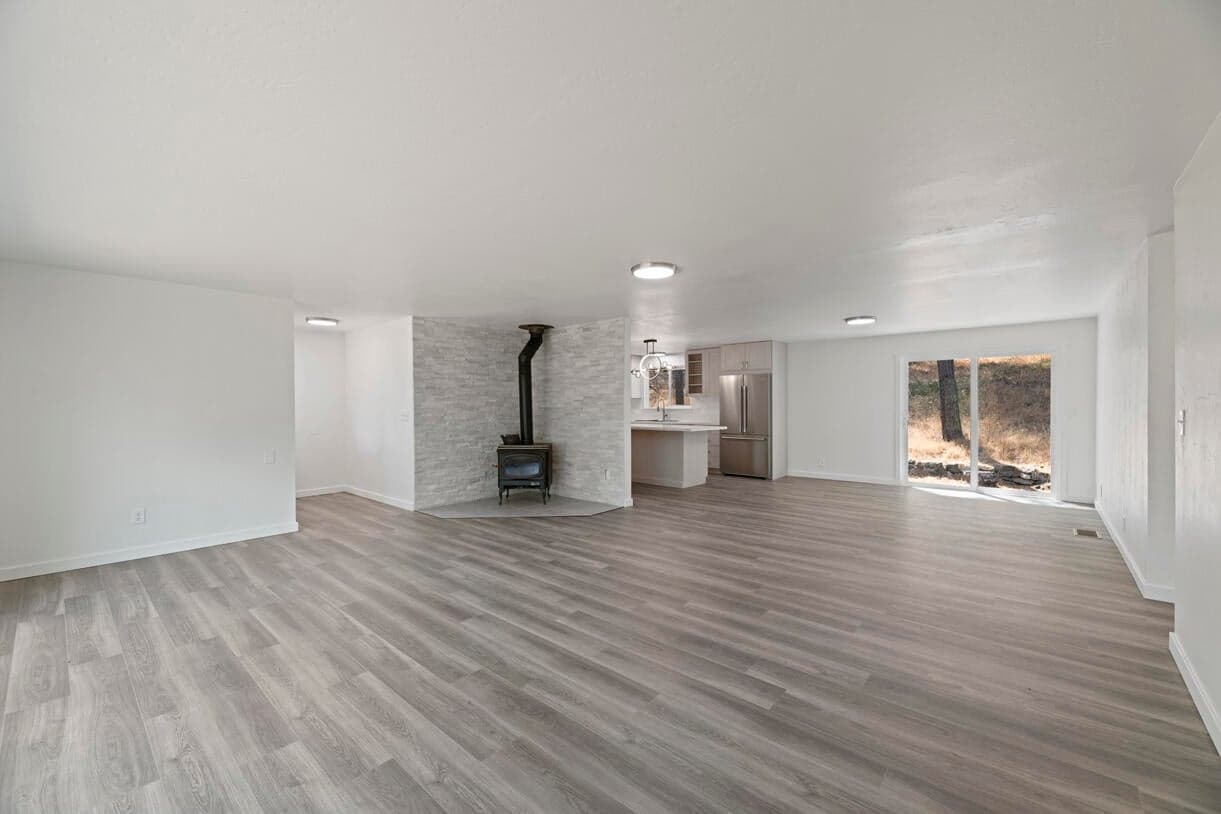 Photo of 1100 Cantrall 6 of 32