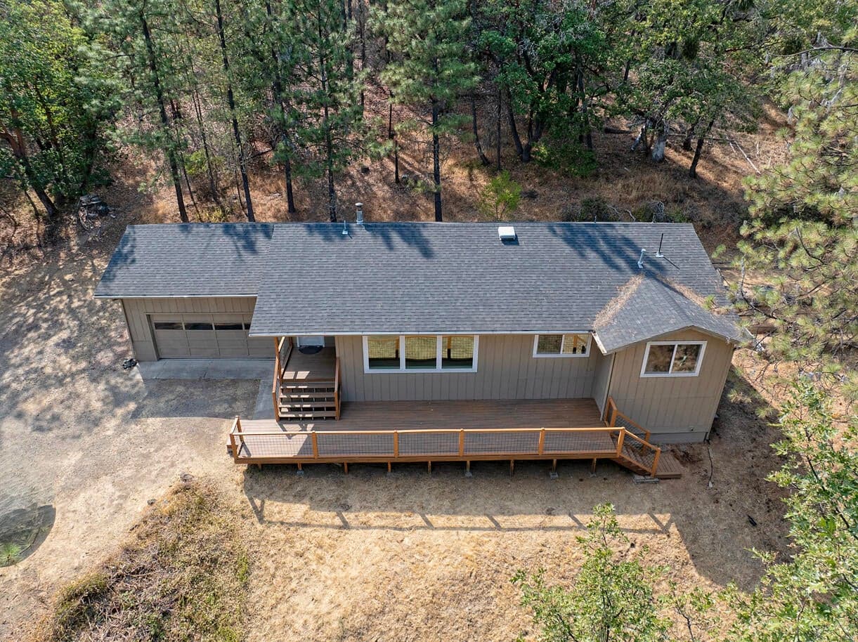 1100 Cantrall
