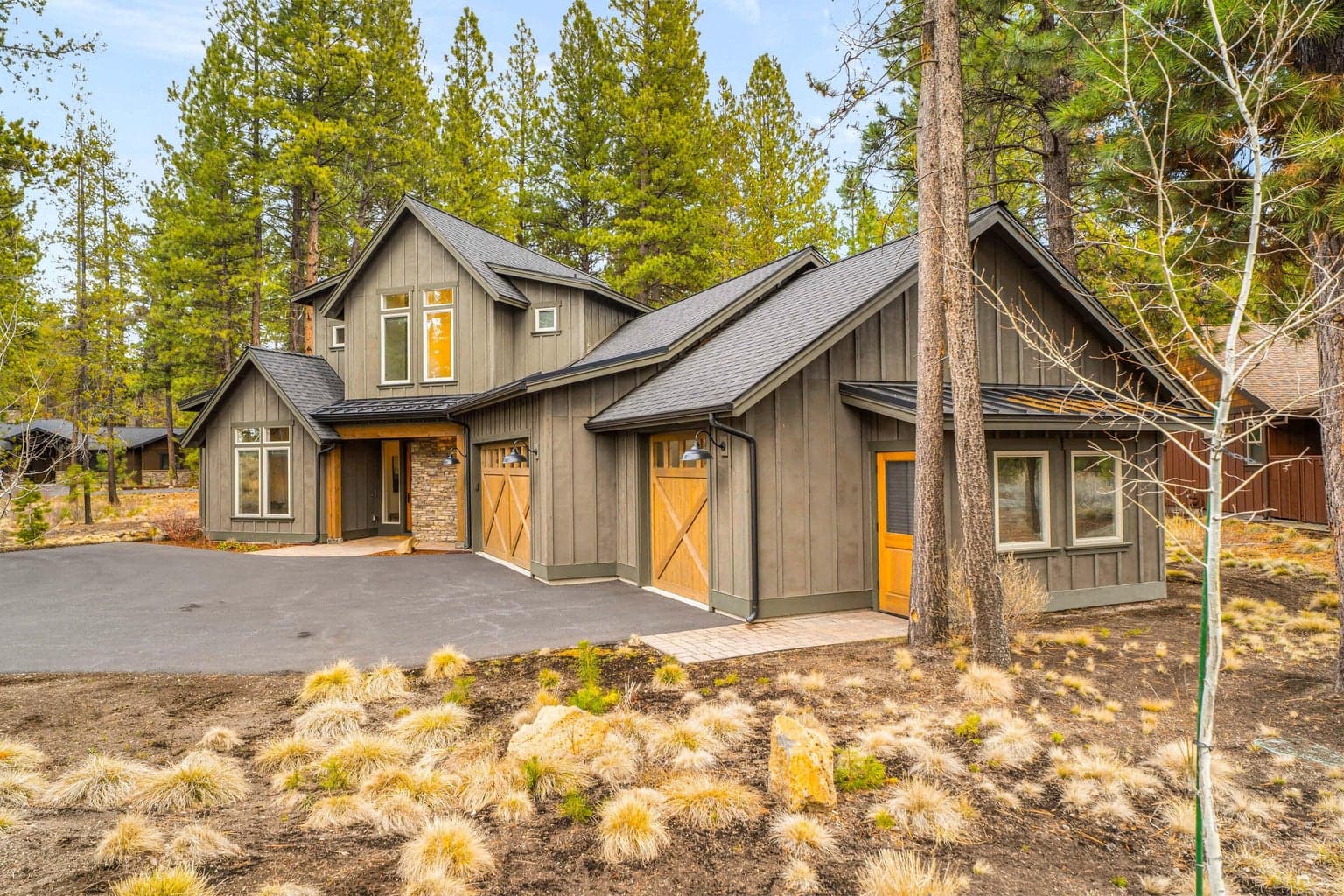 Photo of 56302 Sable Rock 4 of 65