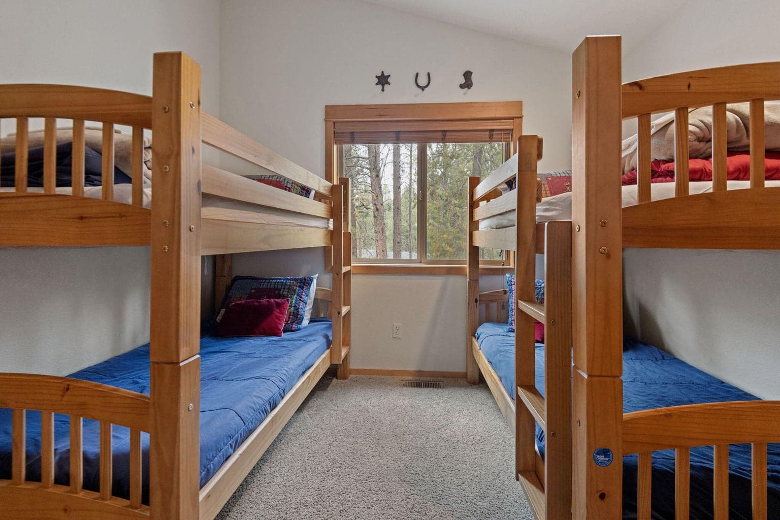 Photo of 57561 Whistler Lane 22 of 30