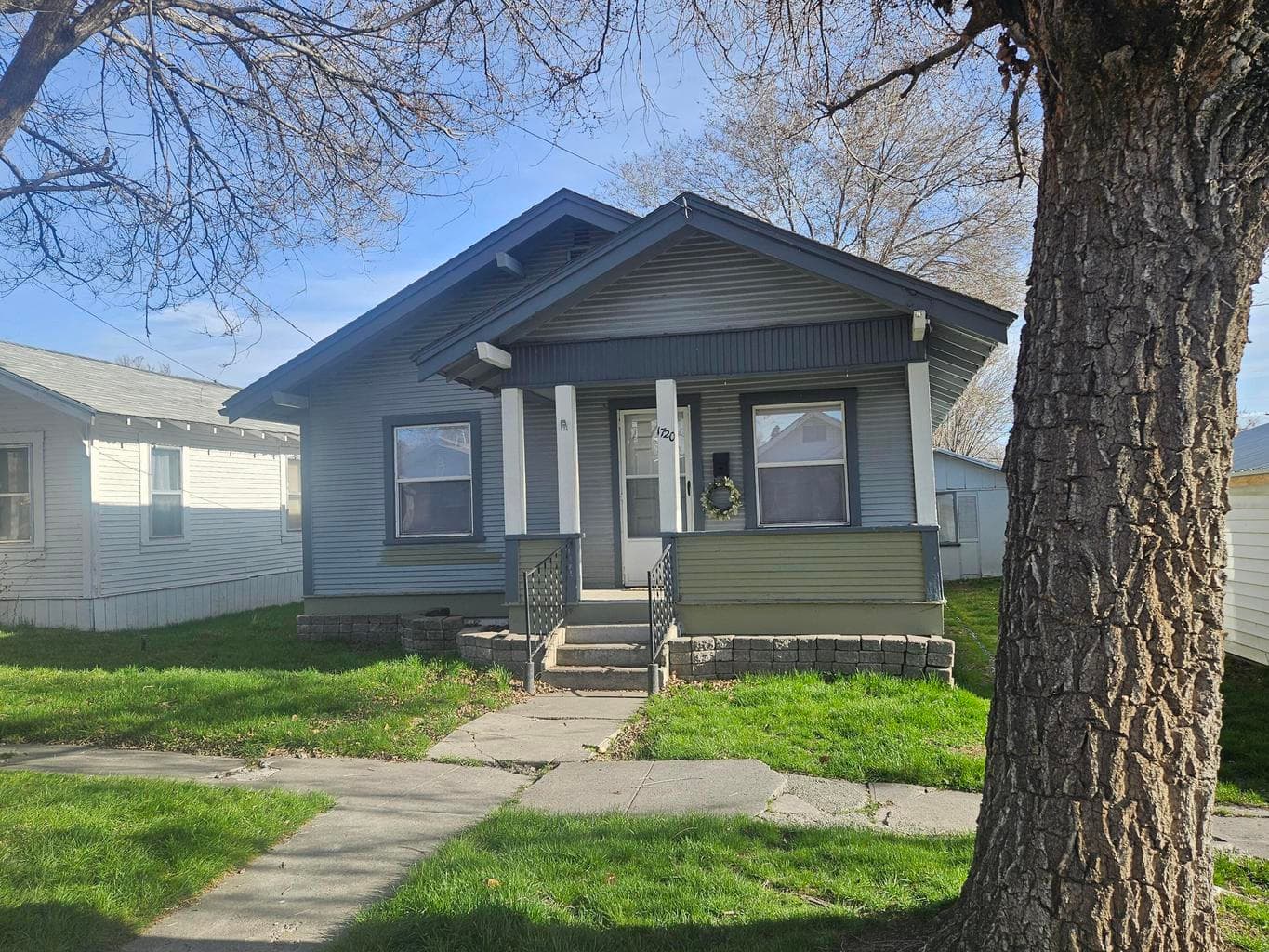 Photo of 1720 Menlo 2 of 21
