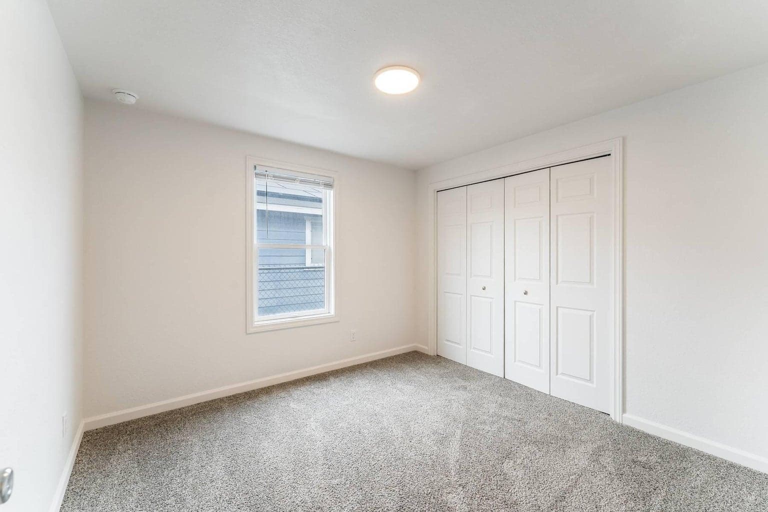 Photo of 961 S Algonquian Court 16 of 30