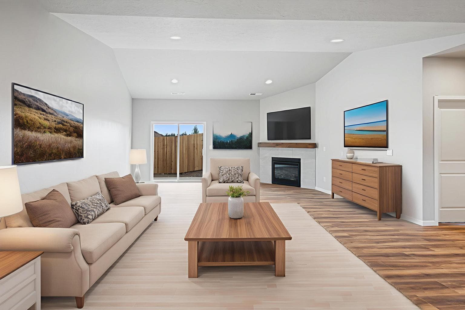 *Photos of home w/ similar floorplan.