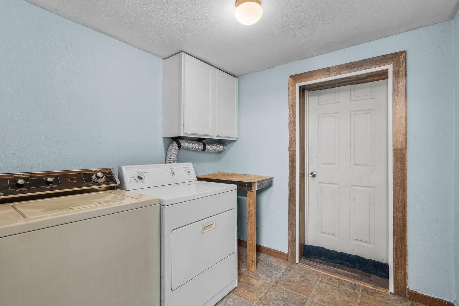 Photo of 859 NW Ewen Street 19 of 31