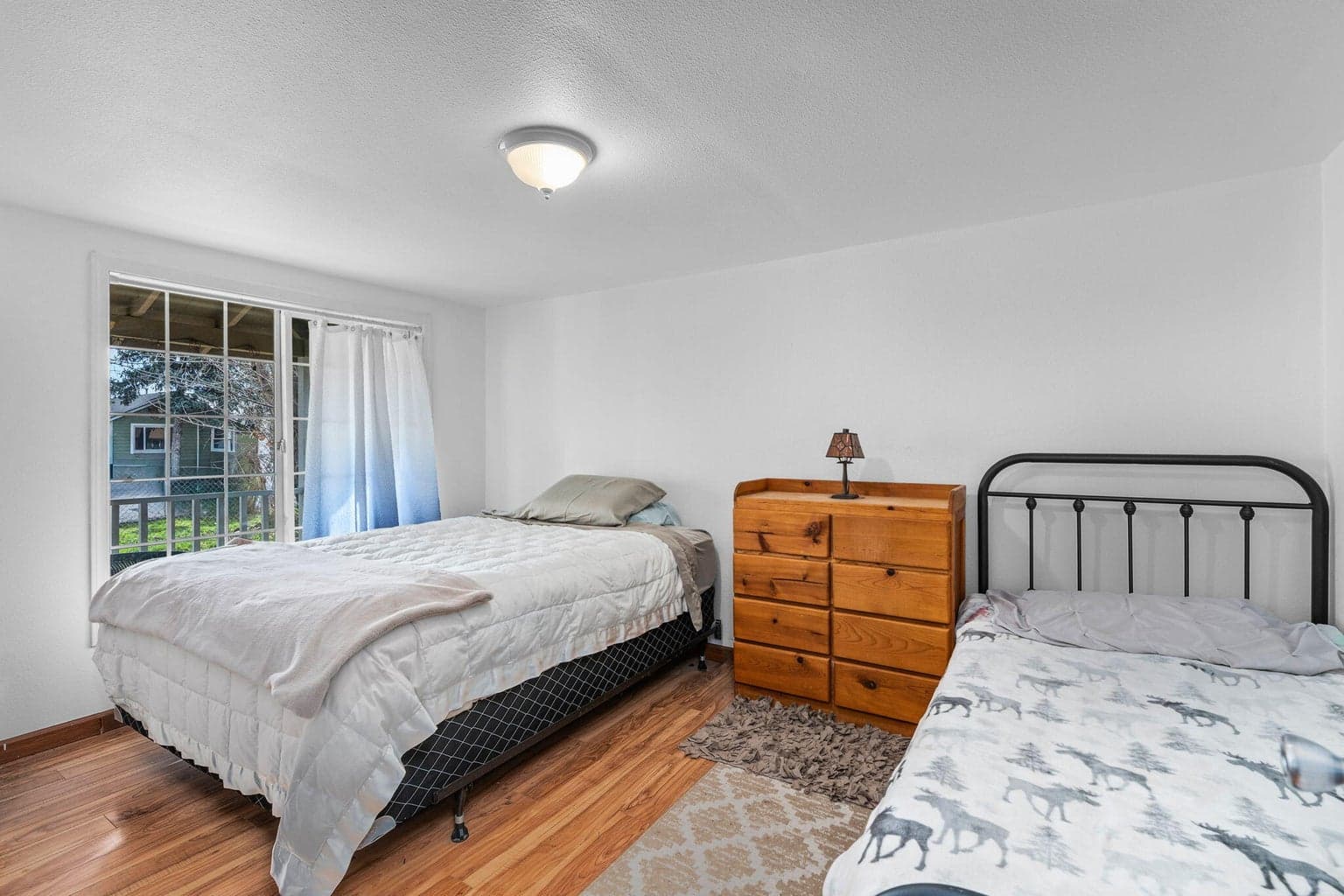 Photo of 859 NW Ewen Street 24 of 31
