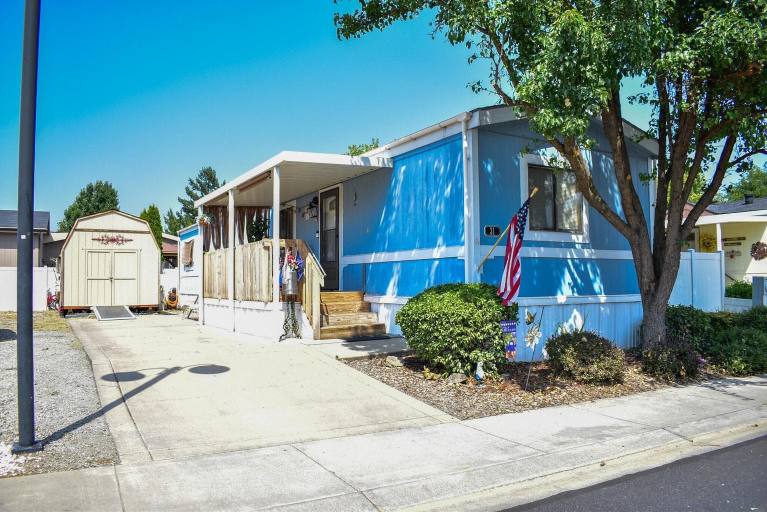 4425 Main