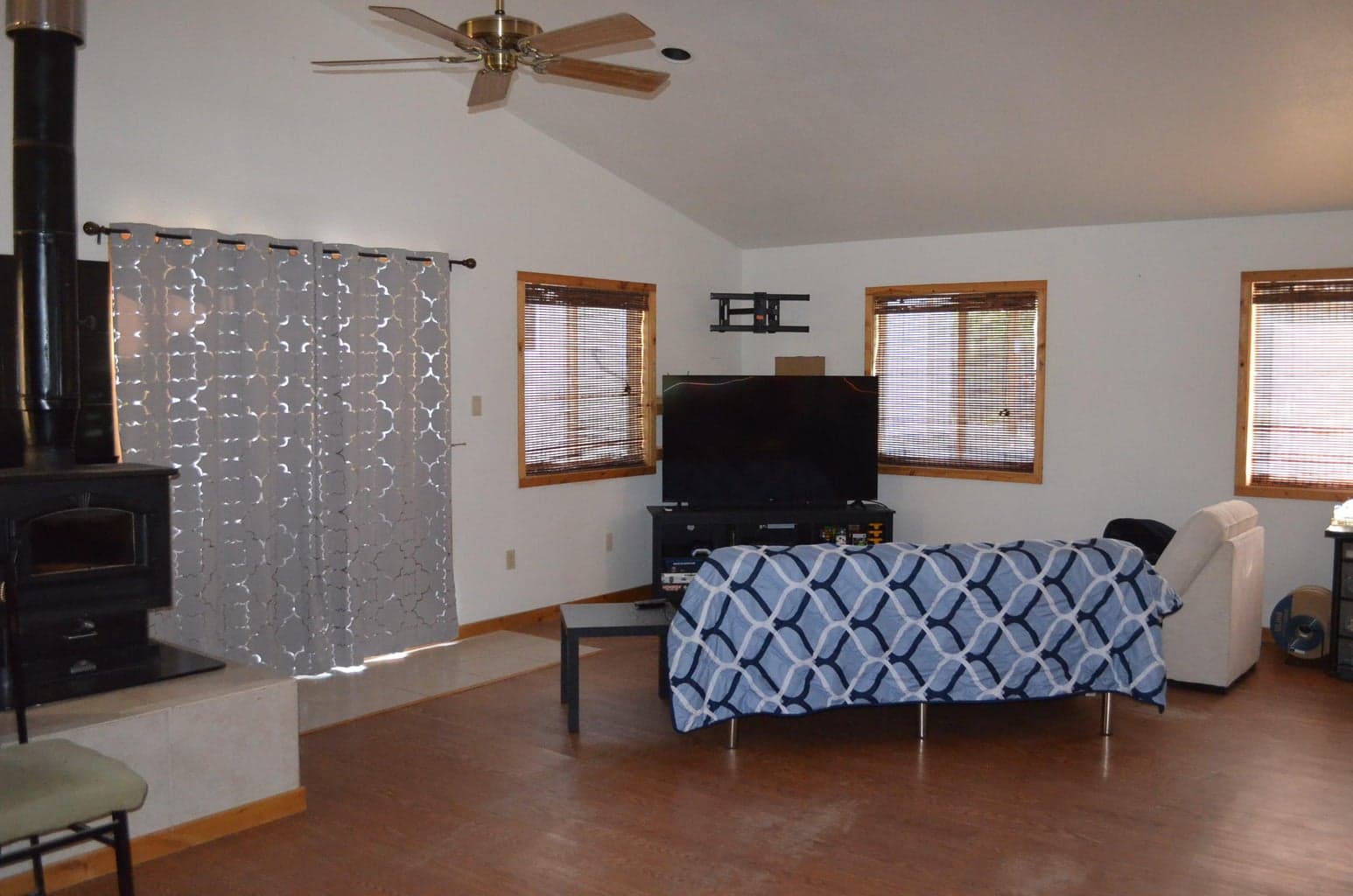 Photo of 132860 Highway 97 3 of 25