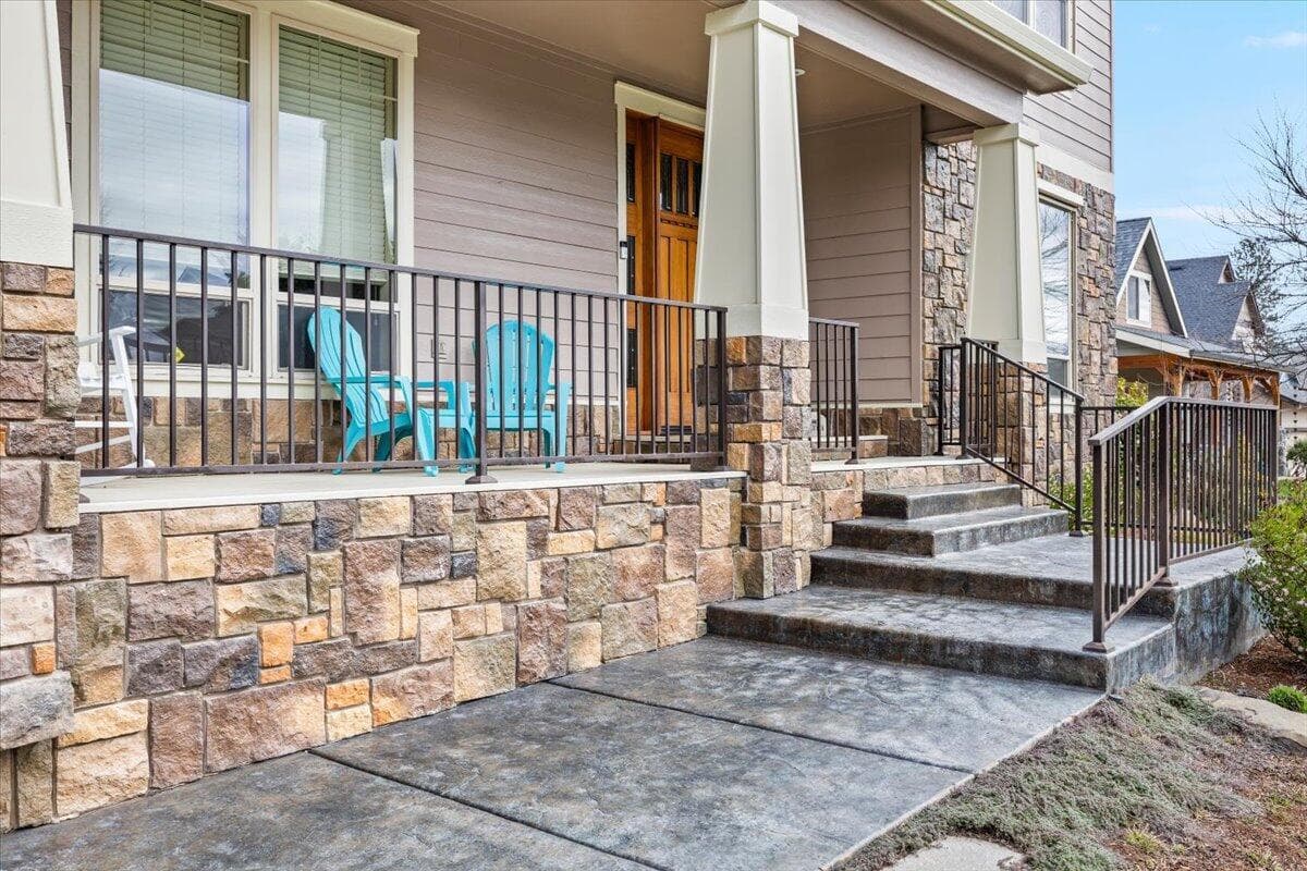 Photo of 637 Oak Wood 4 of 45