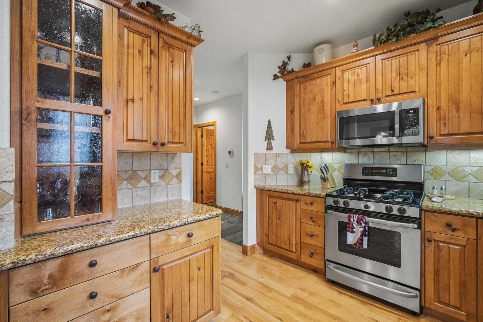 Photo of 57414 Sun Eagle Lane 18 of 48