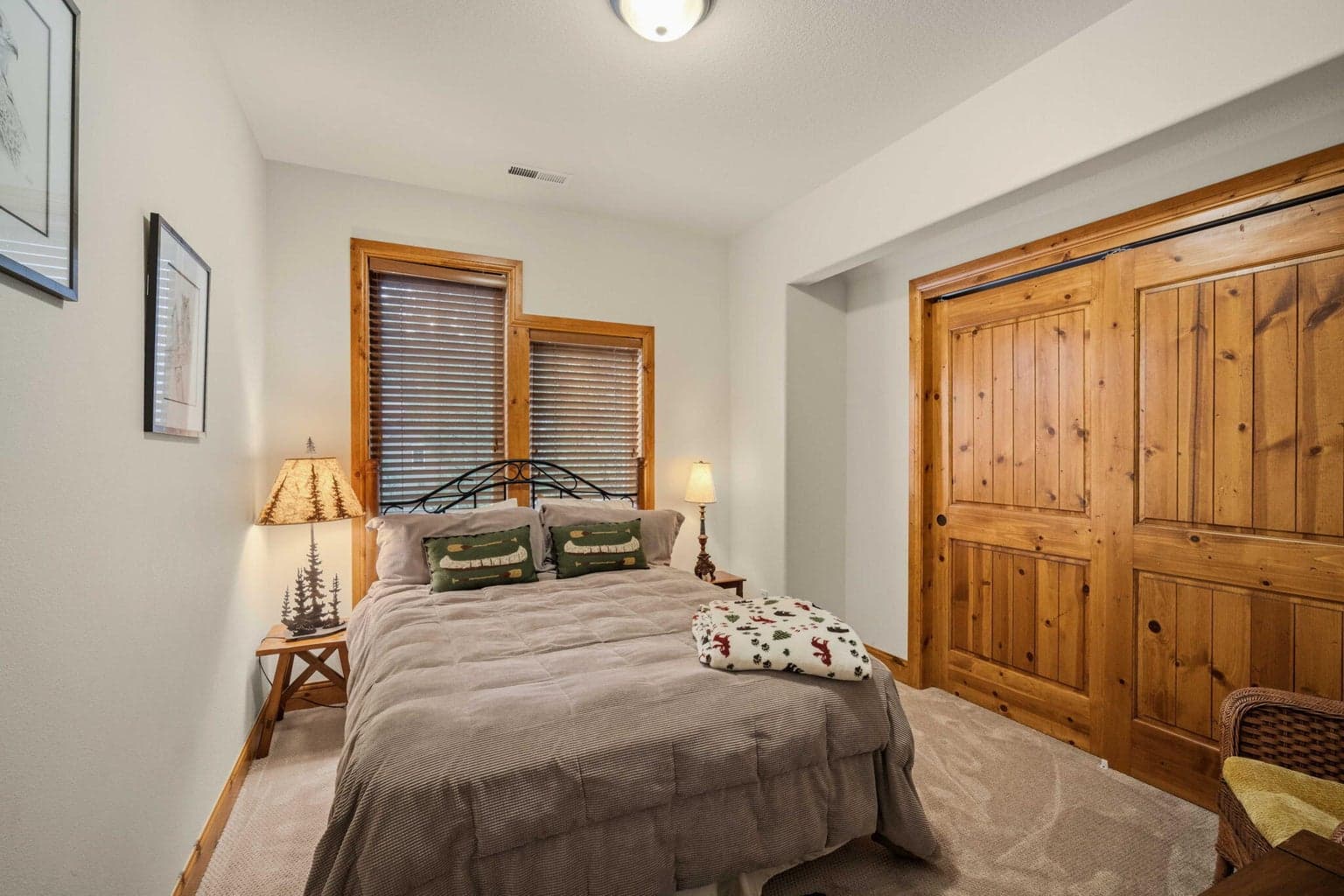 Photo of 57414 Sun Eagle Lane 33 of 48