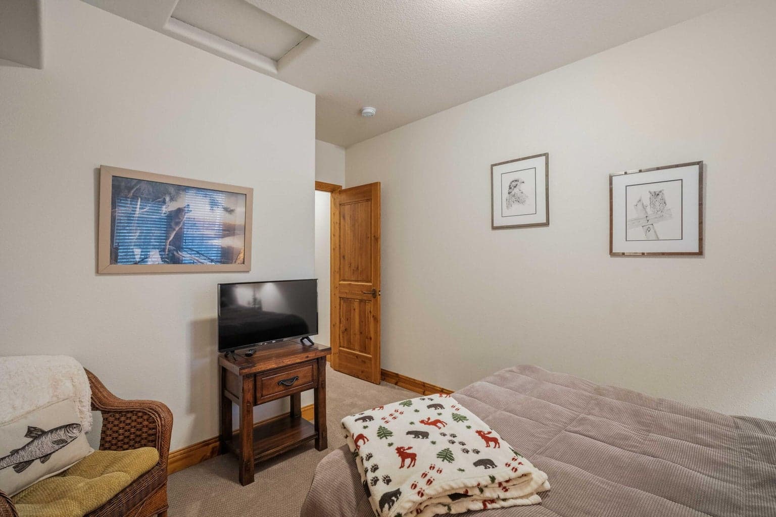 Photo of 57414 Sun Eagle Lane 34 of 48