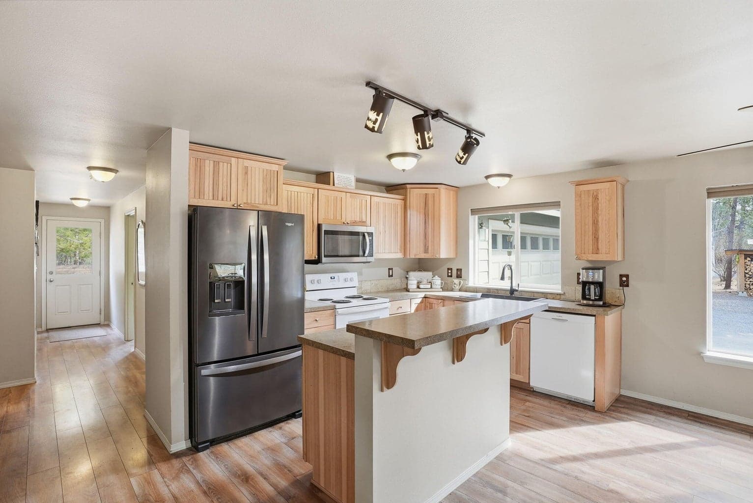 Photo of 51432 Jory Road 11 of 50
