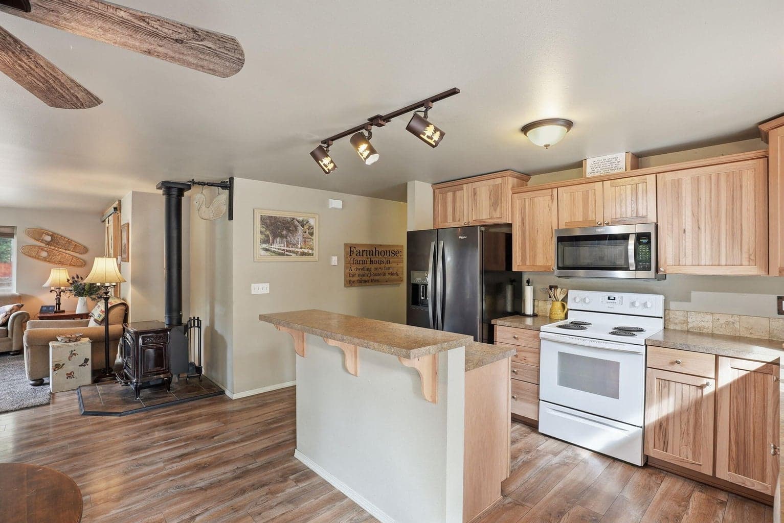 Photo of 51432 Jory Road 12 of 50