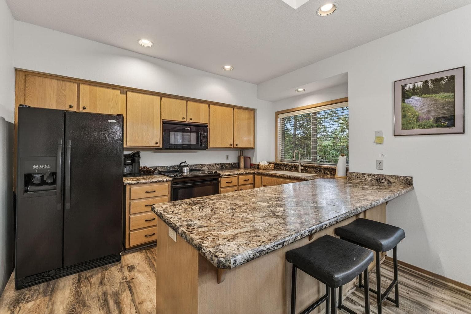 Photo of 57319 Beaver Ridge Loop 14 of 27