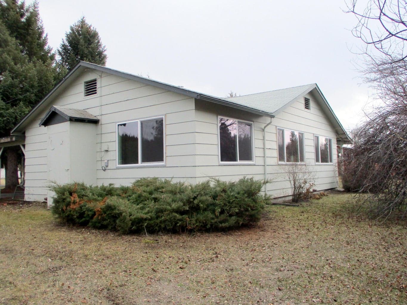 Photo of 414 Baker 3 of 39