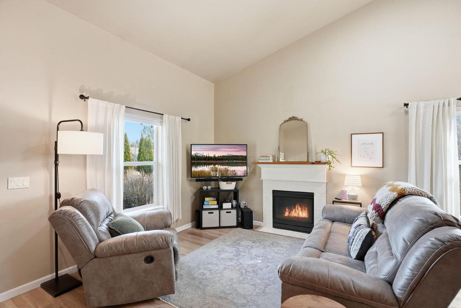 Photo of 20648 Beaumont 3 of 23