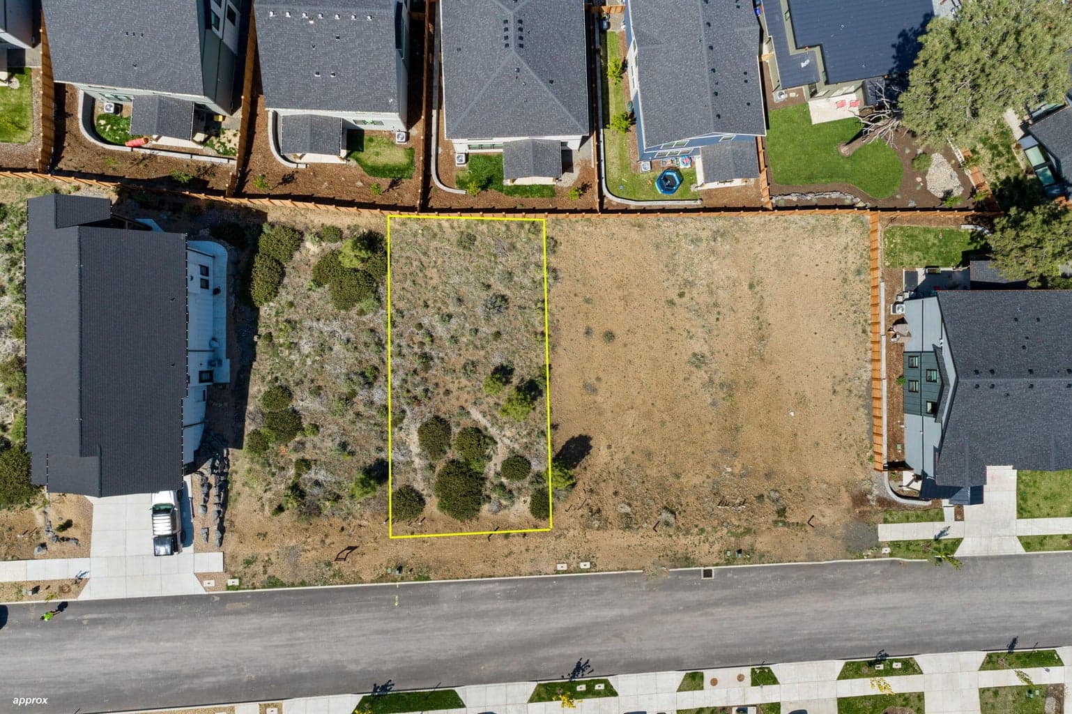 Photo of 61185 Beverly 2 of 12