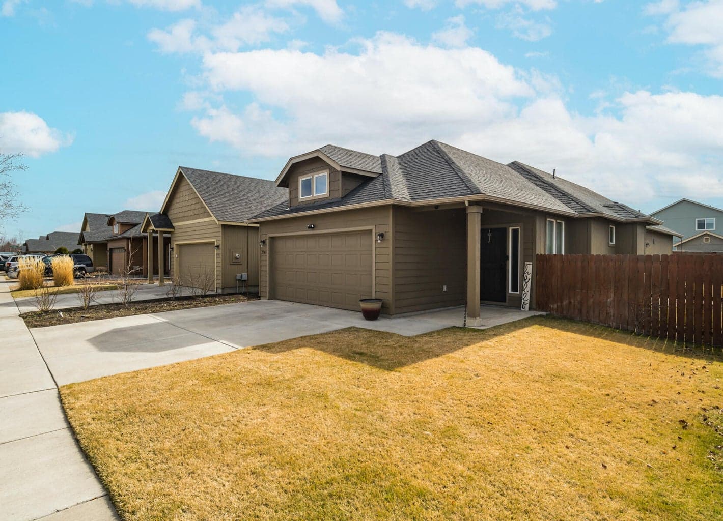 Photo of 2745 Aldrich 2 of 26