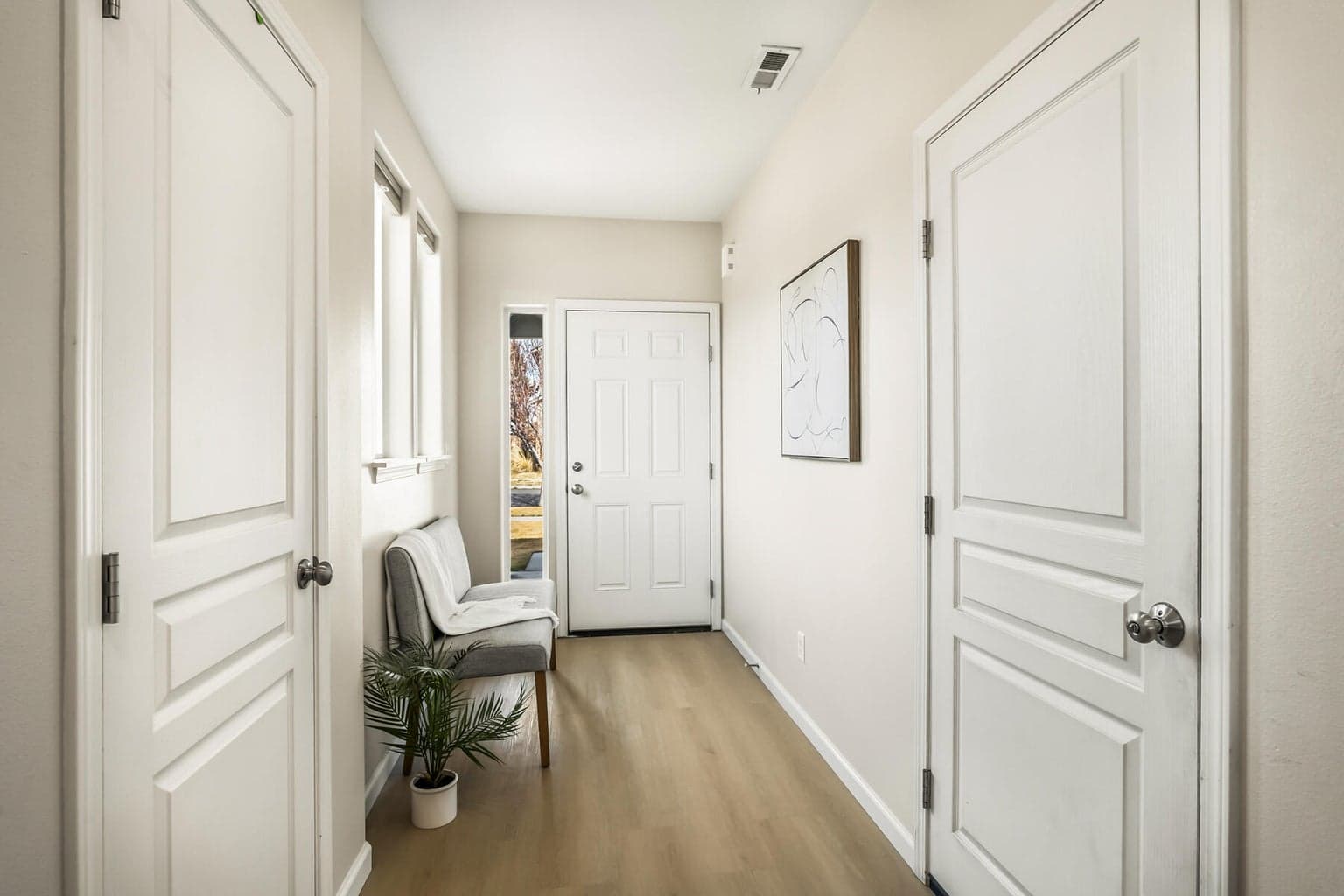 Photo of 2745 Aldrich 4 of 26