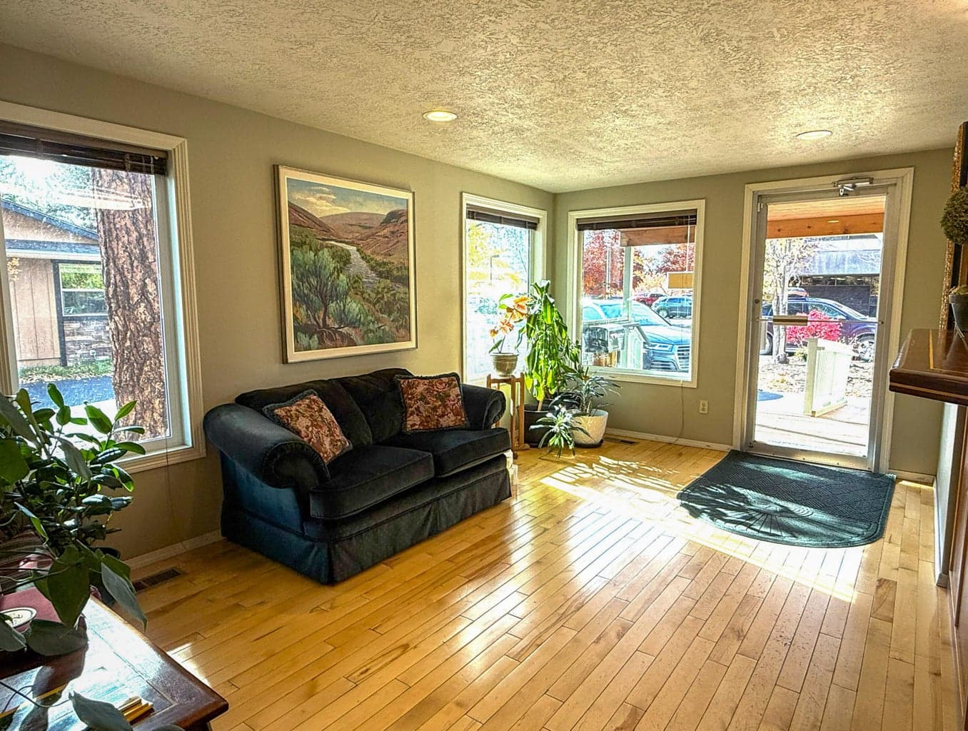 Photo of 1222 NE 4th Street 8 of 13
