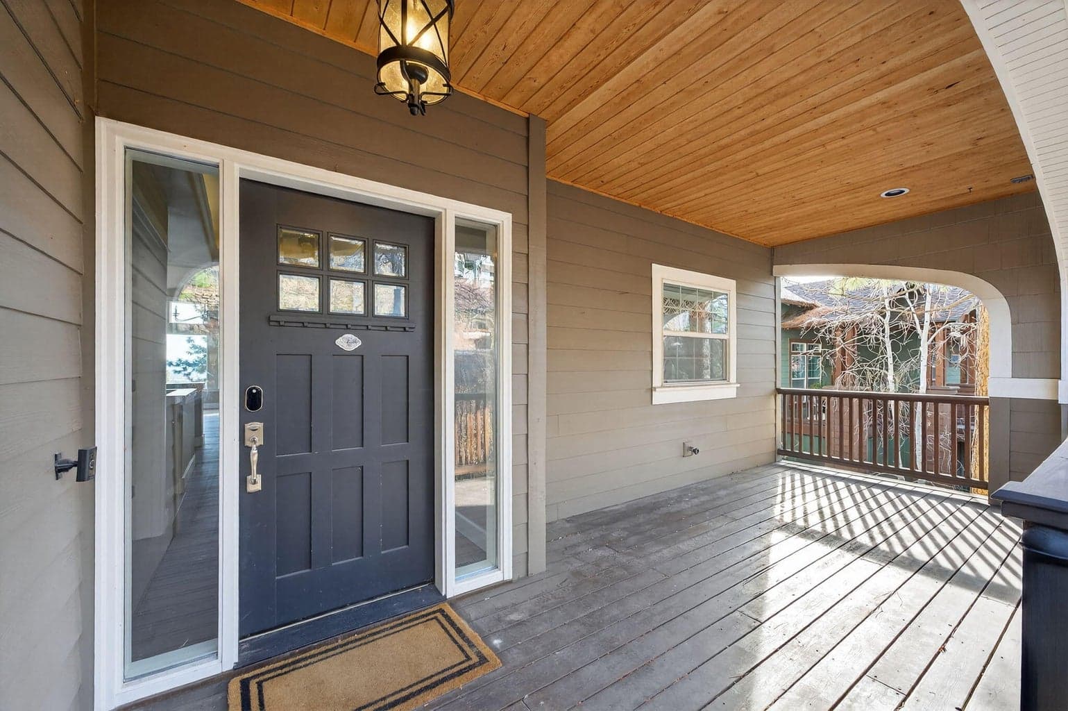Photo of 3122 Colonial 2 of 38