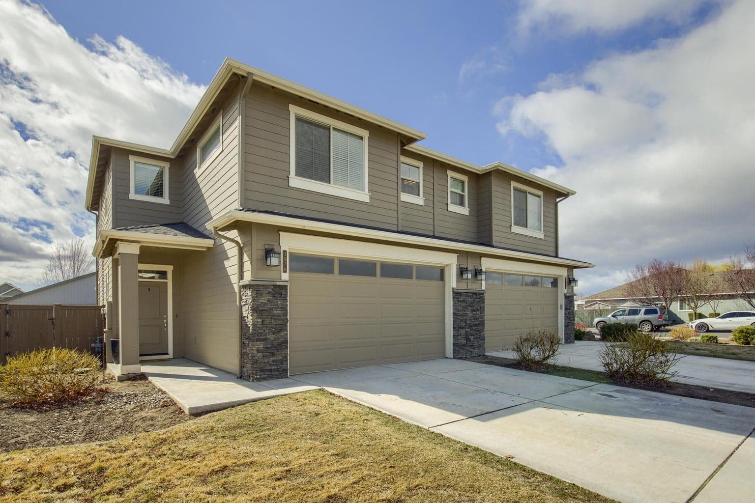 3076 Black Butte
