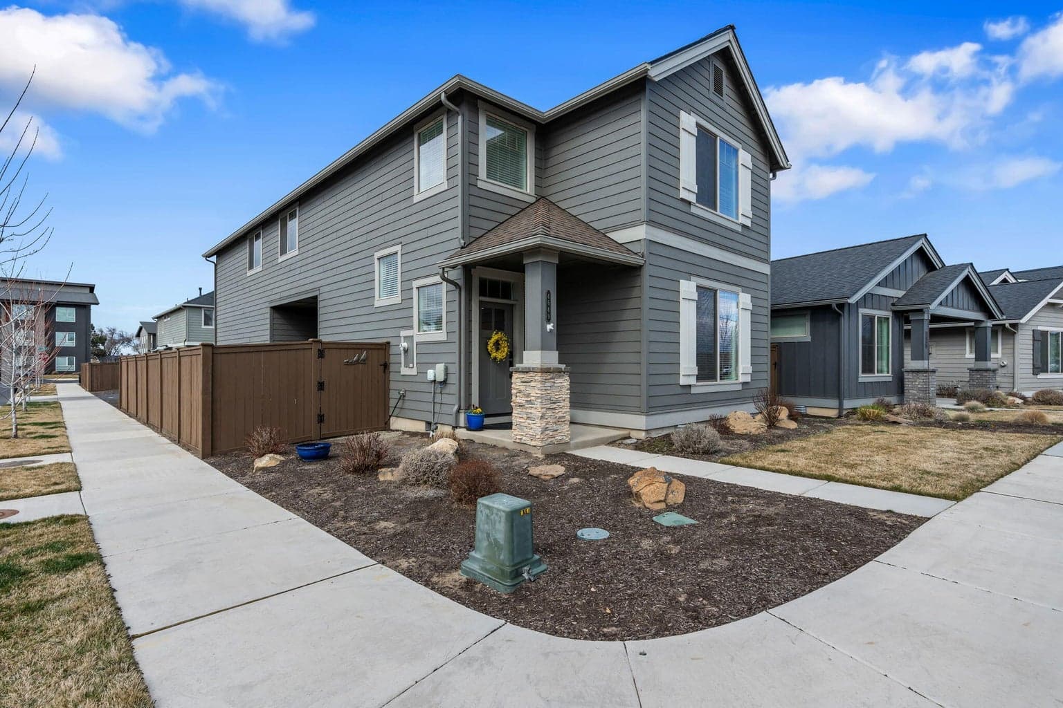 Photo of 4649 36th 2 of 47