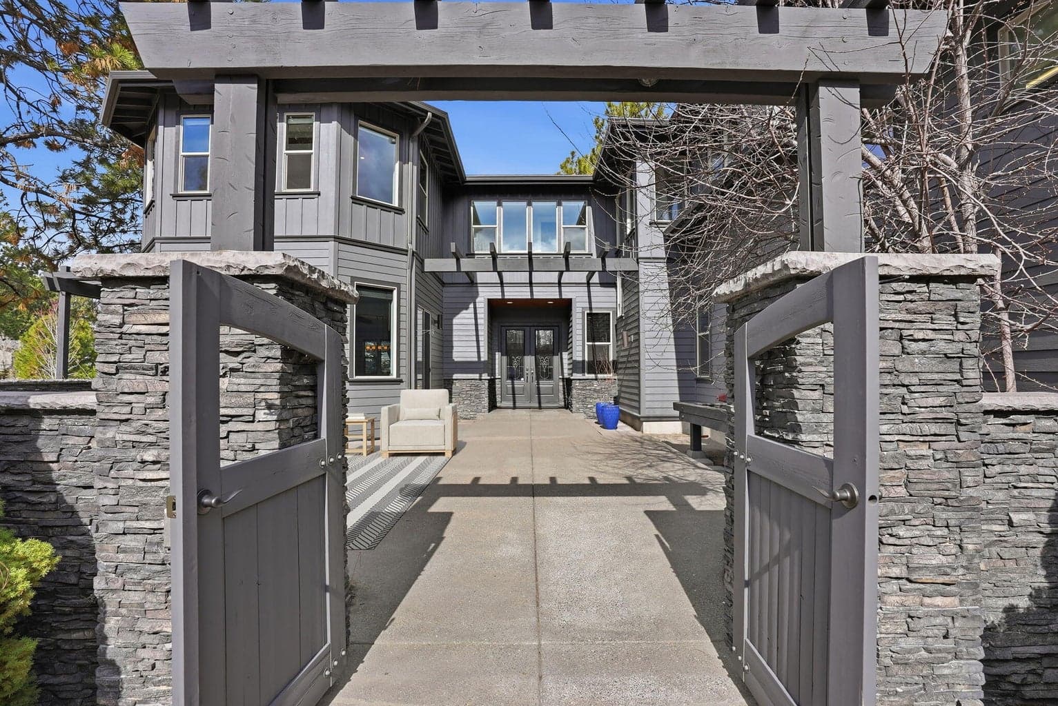 Photo of 2538 Hosmer Lake 3 of 39