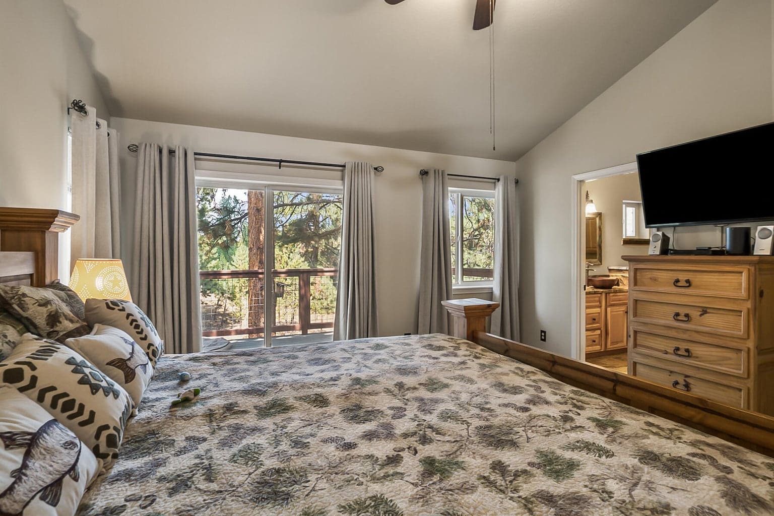 Photo of 15730 Jackpine Road 26 of 43