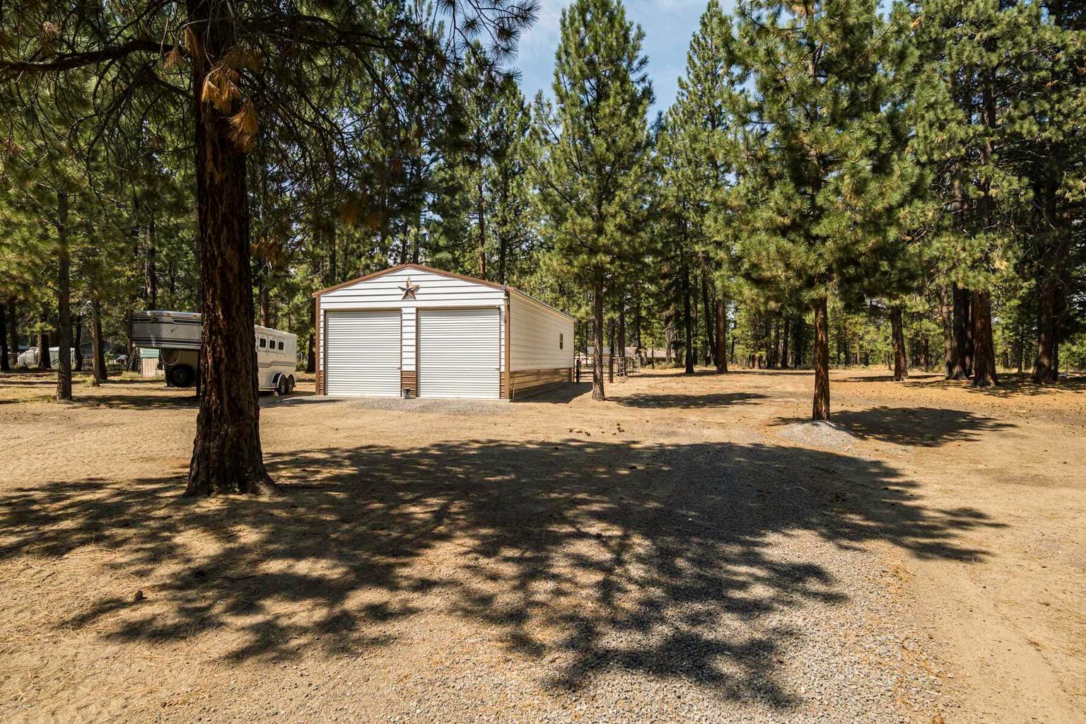 Photo of 15730 Jackpine Road 32 of 43