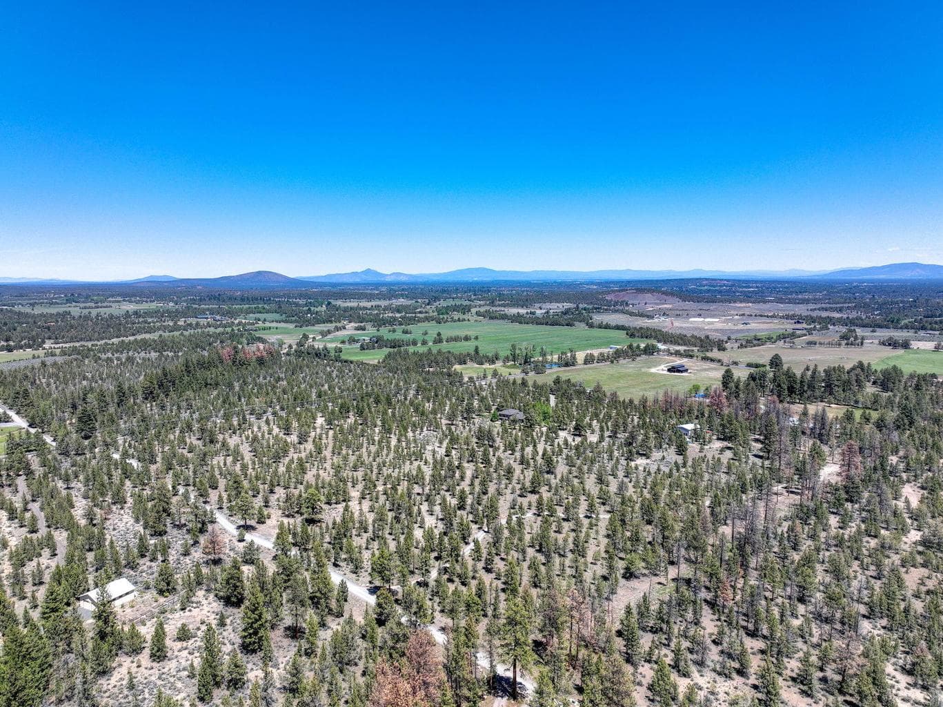Photo of 18785 Tumalo Reservoir Road 25 of 28