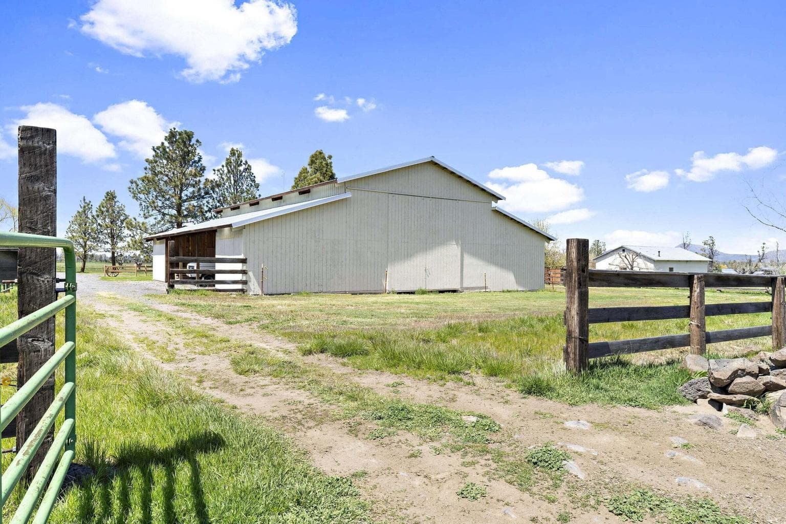 Photo of 4088 SW Minson Road 24 of 47