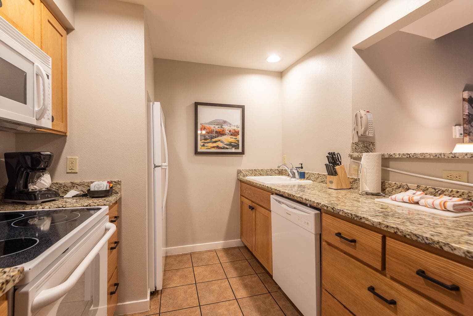 Photo of 18575 SW Century Drive 7 of 33