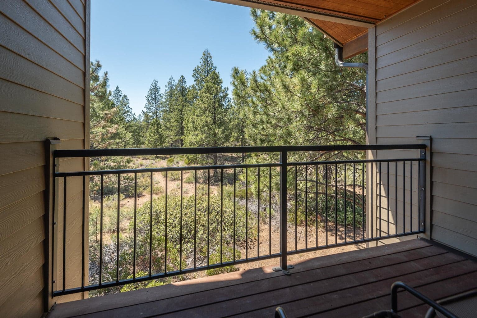 Photo of 18575 SW Century Drive 13 of 33