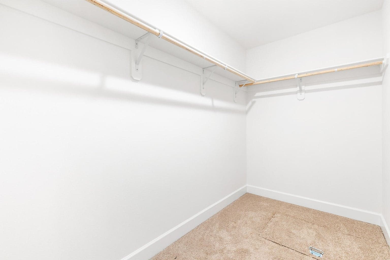 Photo of 1483 NW Willow Parkway Road 19 of 23