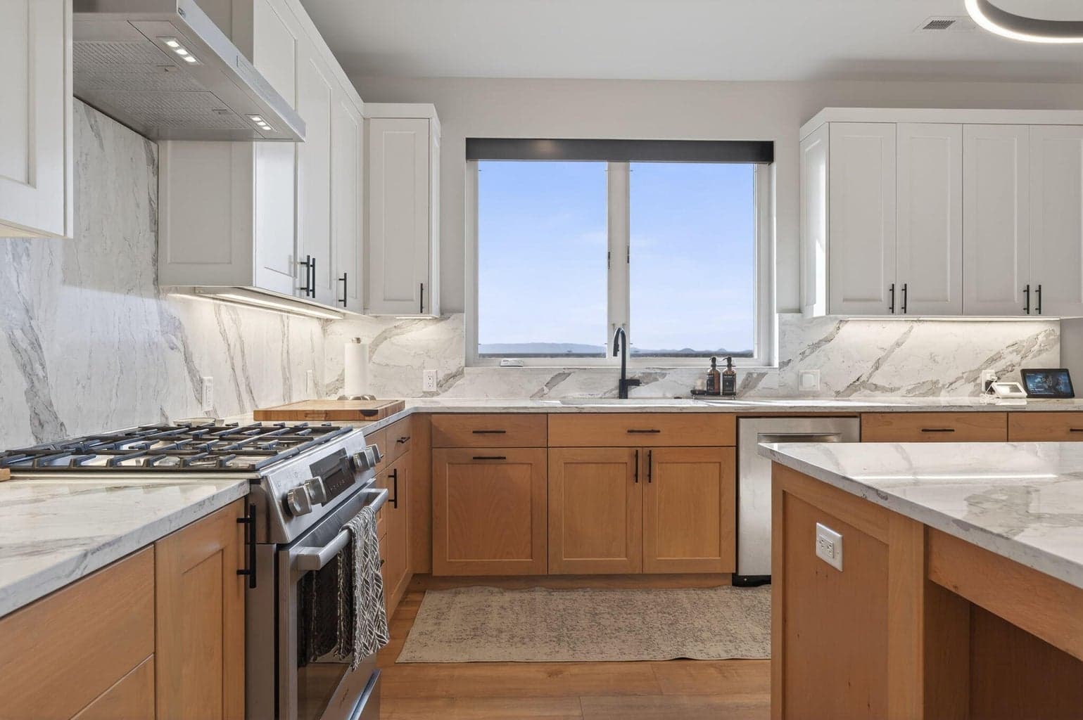 Photo of 3781 SW 43rd Street 16 of 58