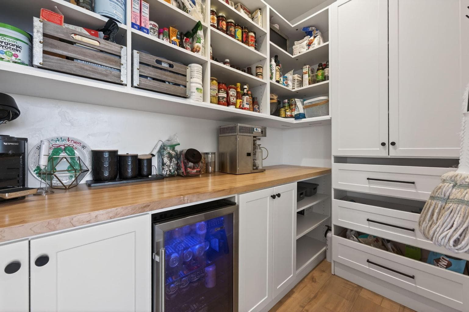 Photo of 3781 SW 43rd Street 19 of 58