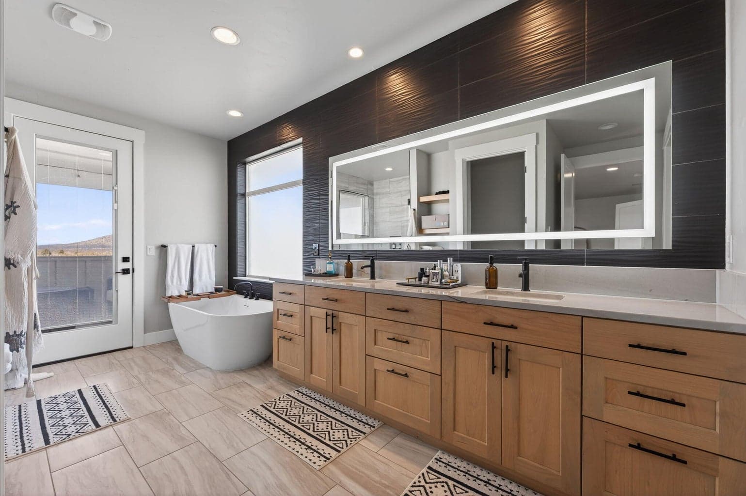 Photo of 3781 SW 43rd Street 27 of 58